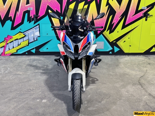 Оклейка BMW S1000XR в белый металлик