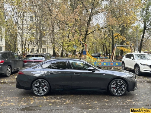 Полная оклейка BMW 5 G60 защитной полиуретановой пленкой