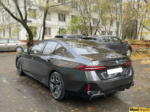 Полная оклейка BMW 5 G60 защитной полиуретановой пленкой