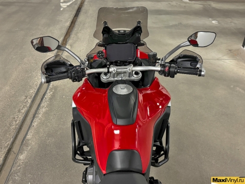 Полная оклейка мотоцикла Ducati Multistrаda V4S защитной полиуретановой пленкой