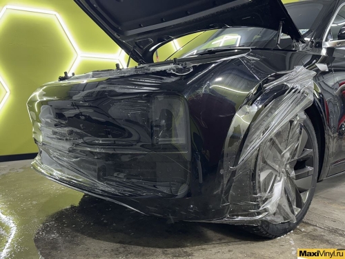 Полная оклейка LiXiang L9 в глянцевый полиуретан