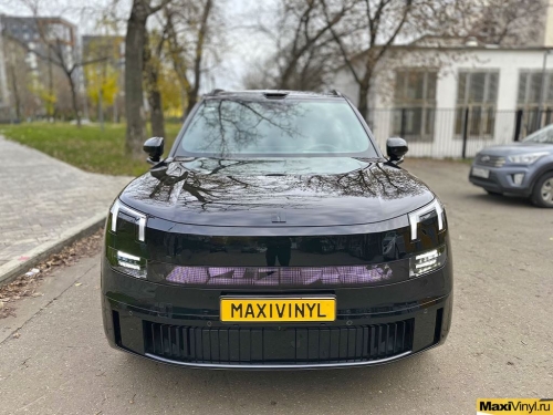 Оклейка зон риска Lynk&Co 900