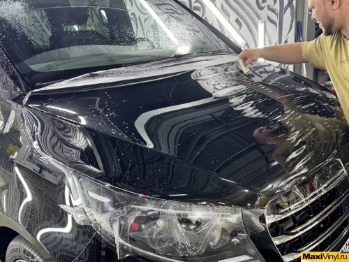 Полная оклейка Mercedes-Benz V class полиуретановой пленкой