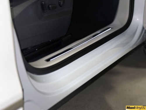 Оклейка в цветной полиуретан Volkswagen Tiguan