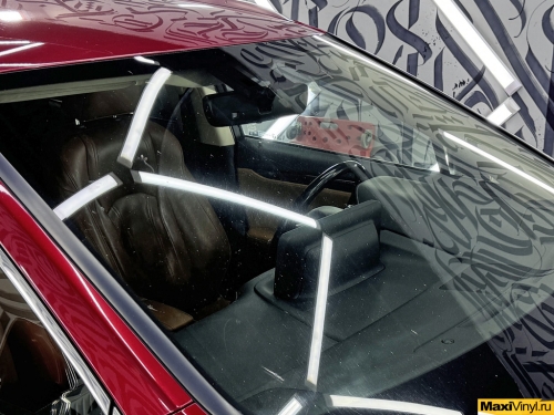 Оклейка зон риска Lexus RX300 прозрачным глянцевым полиуретаном